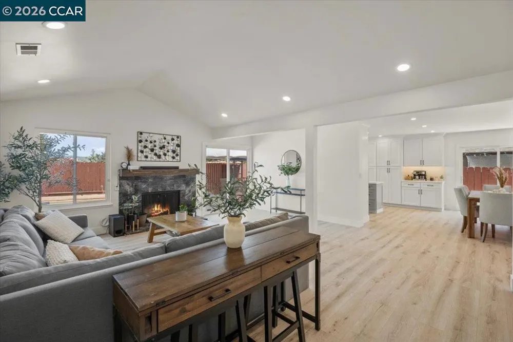 118 Cottonwood Ct Hercules, CA 94547