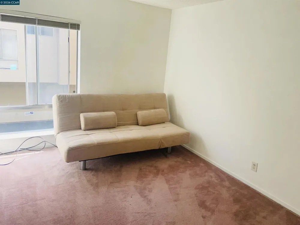 2121 Vale Rd #15 San Pablo, CA 94806