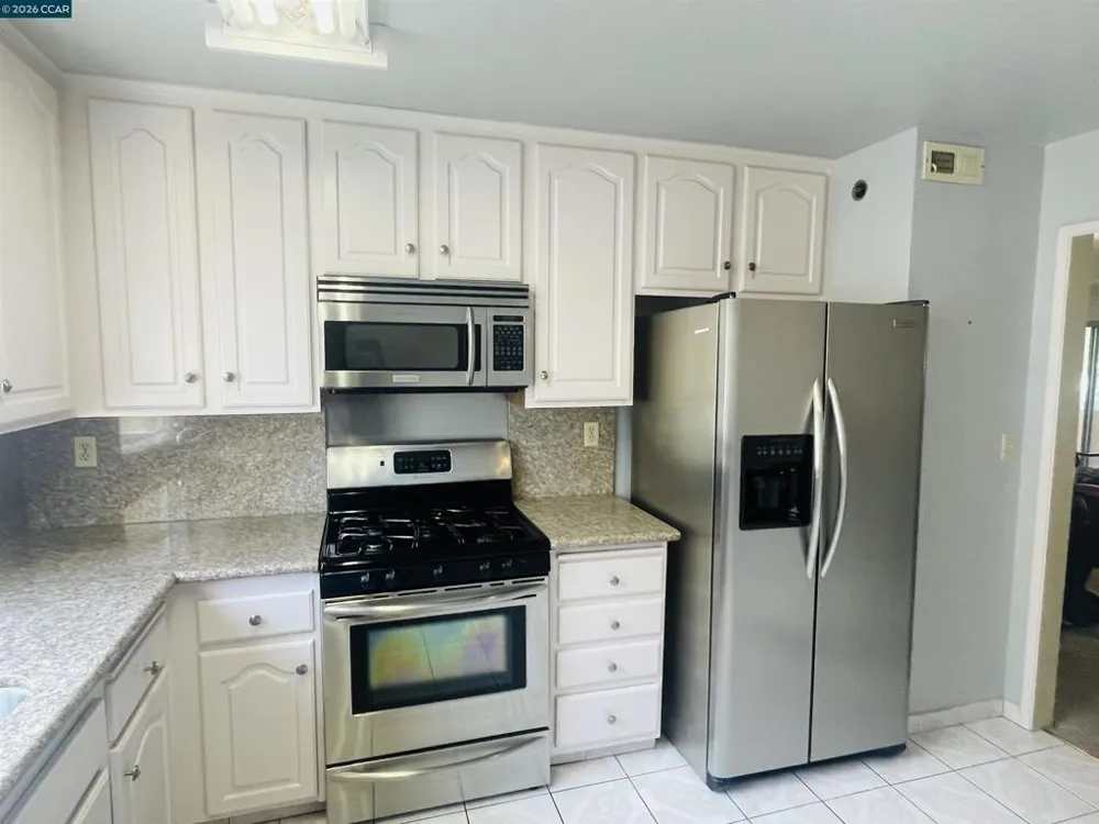 2121 Vale Rd #15 San Pablo, CA 94806