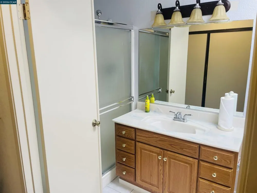 2121 Vale Rd #15 San Pablo, CA 94806