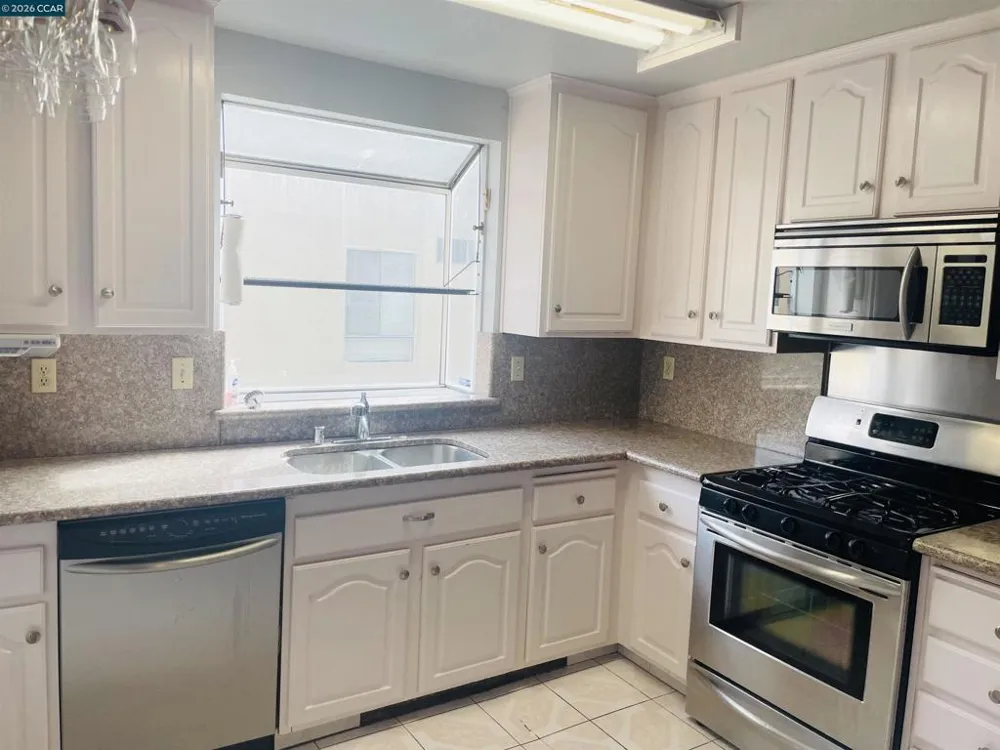 2121 Vale Rd #15 San Pablo, CA 94806