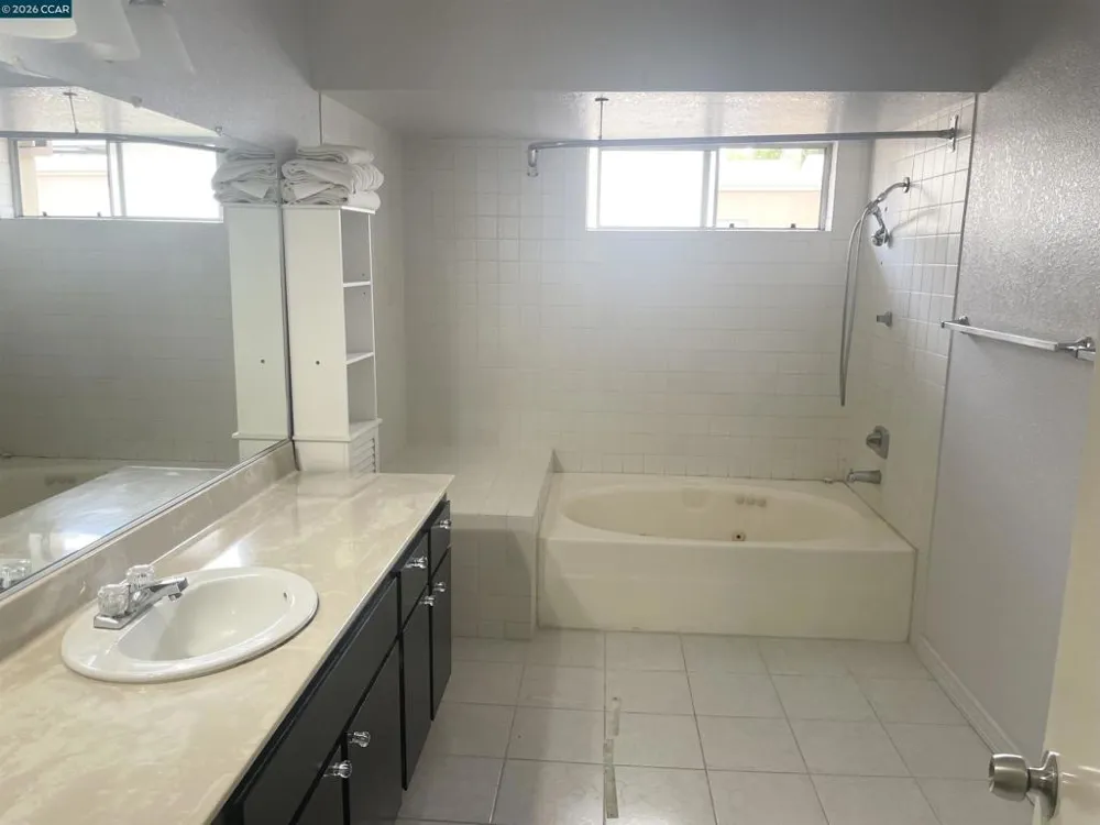2121 Vale Rd #15 San Pablo, CA 94806