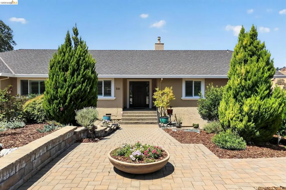 231 Sutter View Ct Sutter Creek, CA 95685