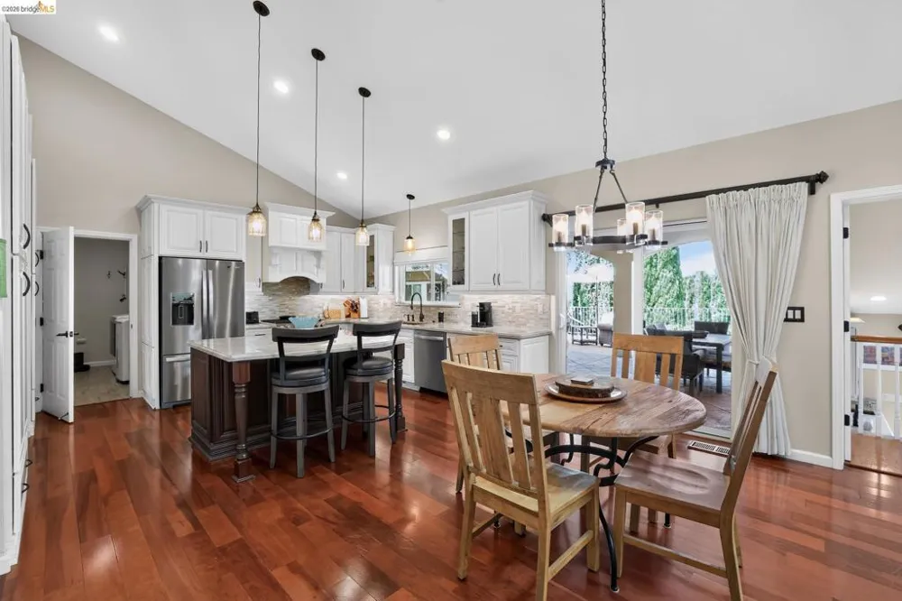 231 Sutter View Ct Sutter Creek, CA 95685