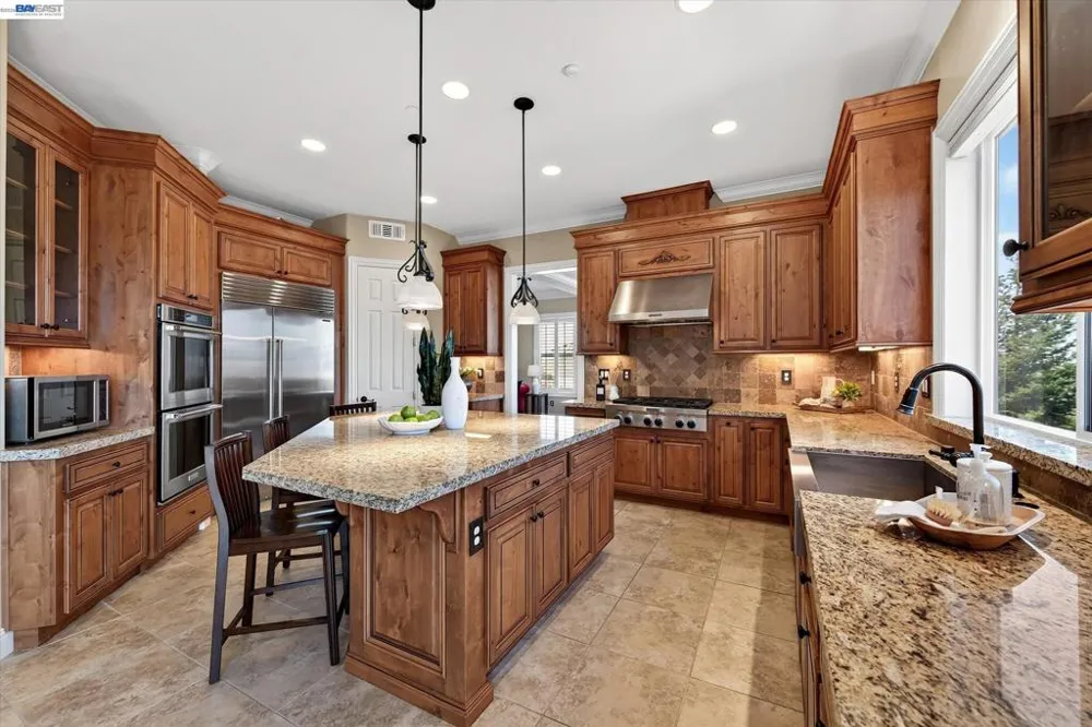 3182 Ashbourne Cir San Ramon, CA 94583