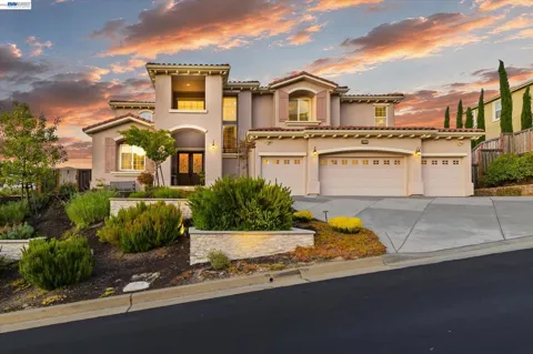 3182 Ashbourne Cir
