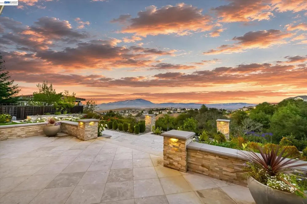 3182 Ashbourne Cir San Ramon, CA 94583