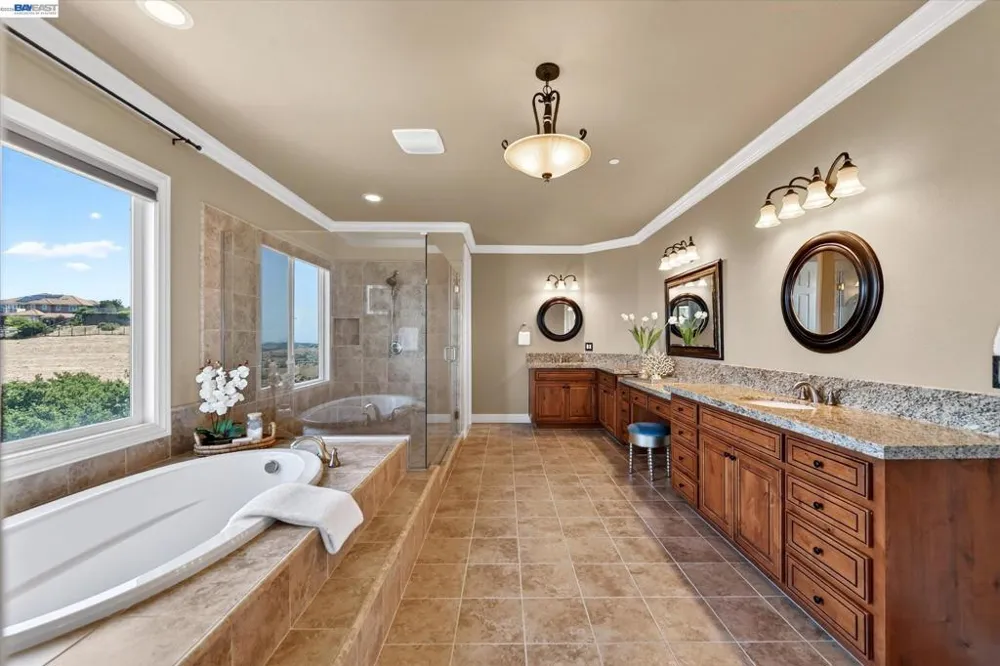 3182 Ashbourne Cir San Ramon, CA 94583