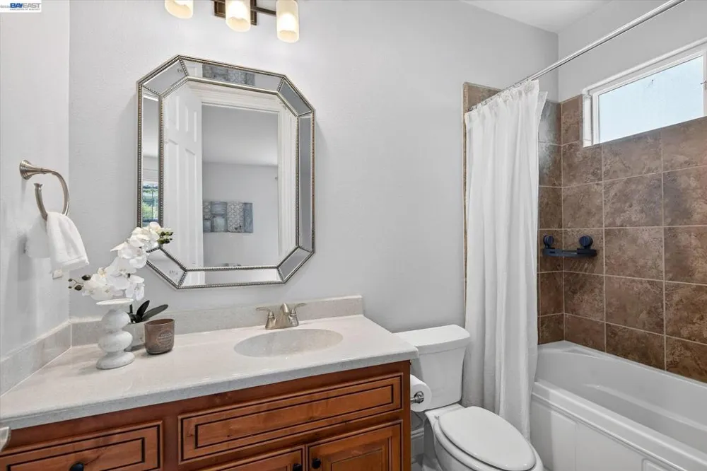 3182 Ashbourne Cir San Ramon, CA 94583