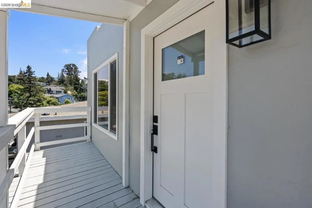 1923 Thompson Ln El Sobrante, CA 94803
