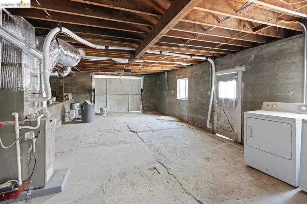 1923 Thompson Ln El Sobrante, CA 94803