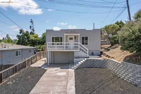 1923 Thompson Ln
