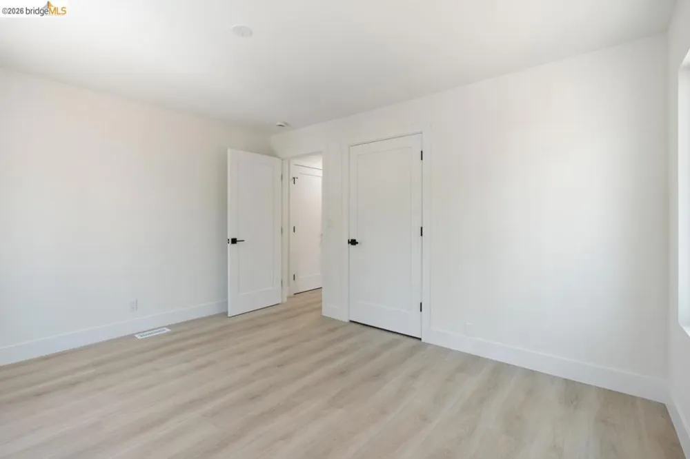 1923 Thompson Ln El Sobrante, CA 94803