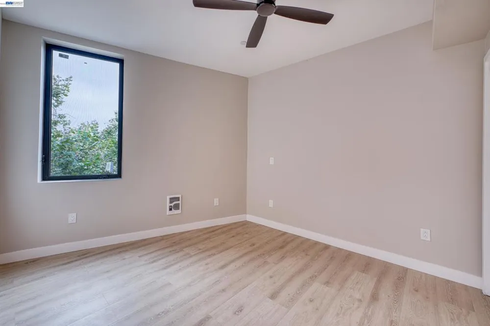 4202 Telegraph Ave Oakland, CA 94609