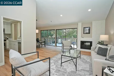 110 Alamo Sq