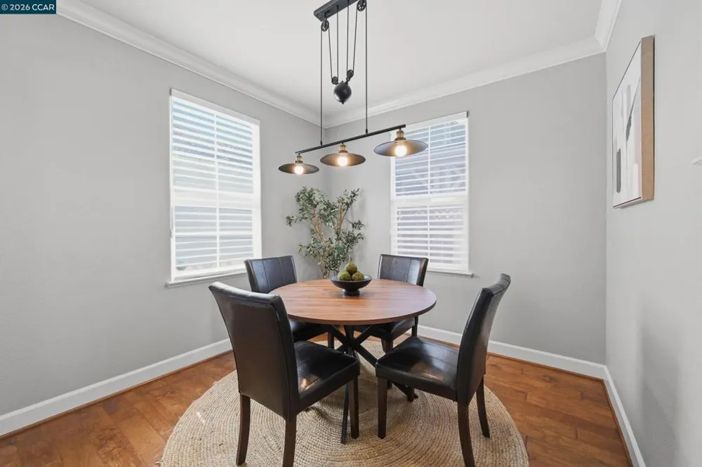 6122 Ashwell Way Vallejo, CA 94591