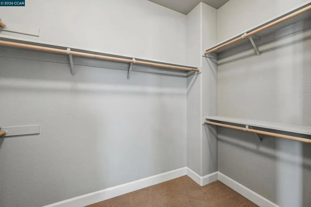 6122 Ashwell Way Vallejo, CA 94591