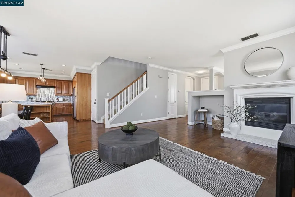 6122 Ashwell Way Vallejo, CA 94591