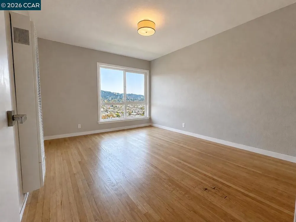 785 Taft Ave #10 Albany, CA 94706