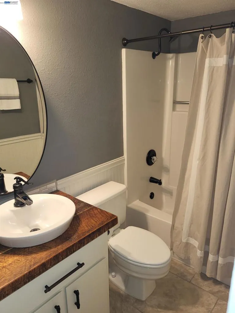 665 Palomino Dr #D Pleasanton, CA 94566