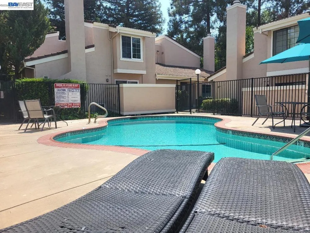 665 Palomino Dr #D Pleasanton, CA 94566
