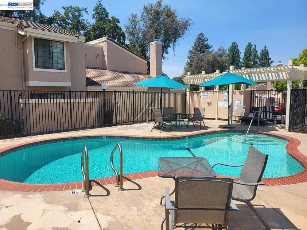 665 Palomino Dr #D Pleasanton, CA 94566