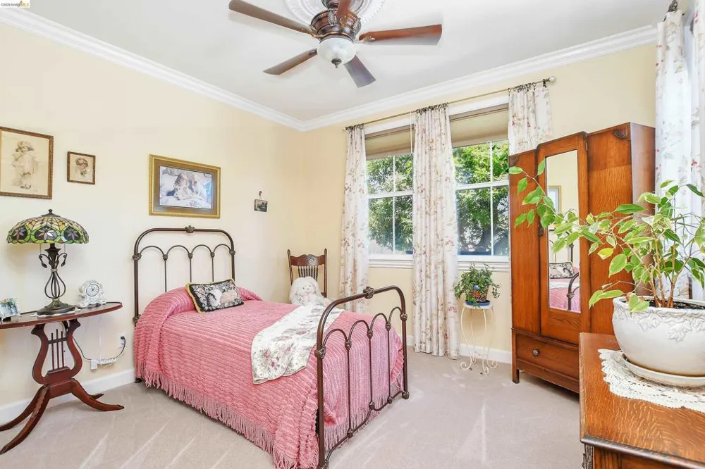 609 Twin Lakes Ln Rio Vista, CA 94571
