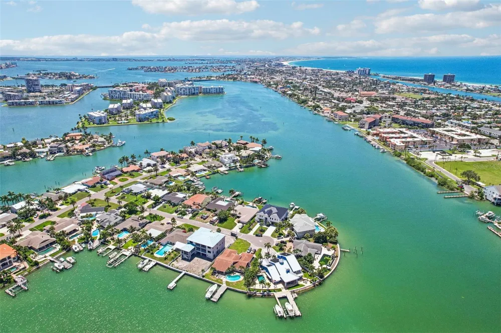 8078 13TH AVENUE S St Petersburg, FL 33707