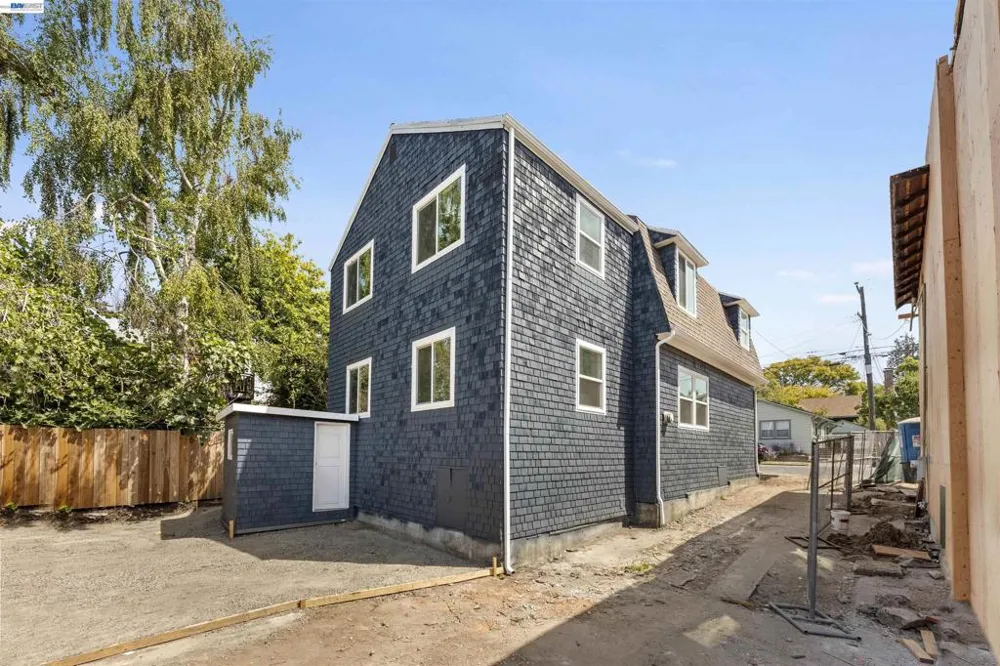 1818 Milvia St Berkeley, CA 94709