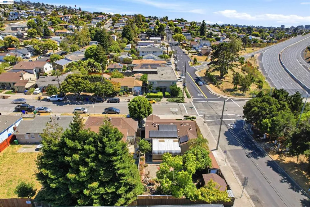 5401 Solano Ave Richmond, CA 94805
