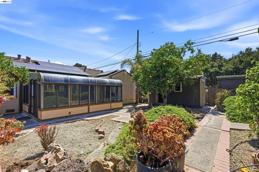 5401 Solano Ave Richmond, CA 94805