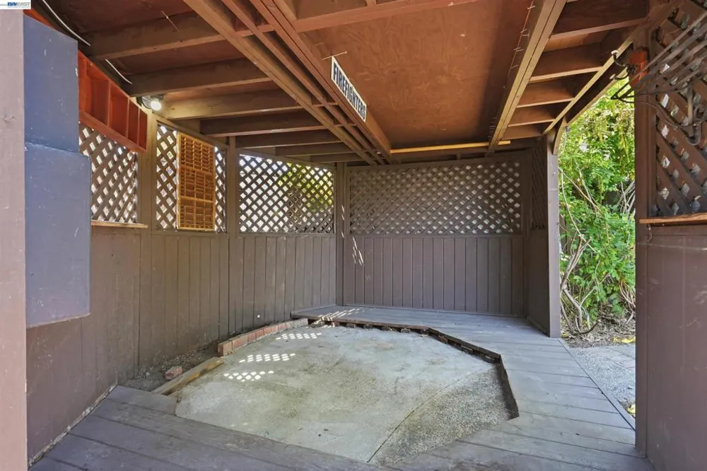5401 Solano Ave Richmond, CA 94805