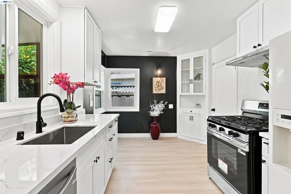 5401 Solano Ave Richmond, CA 94805