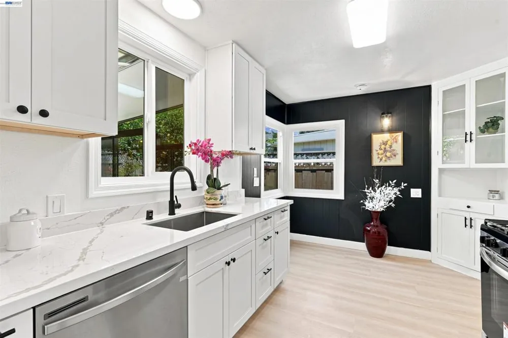 5401 Solano Ave Richmond, CA 94805