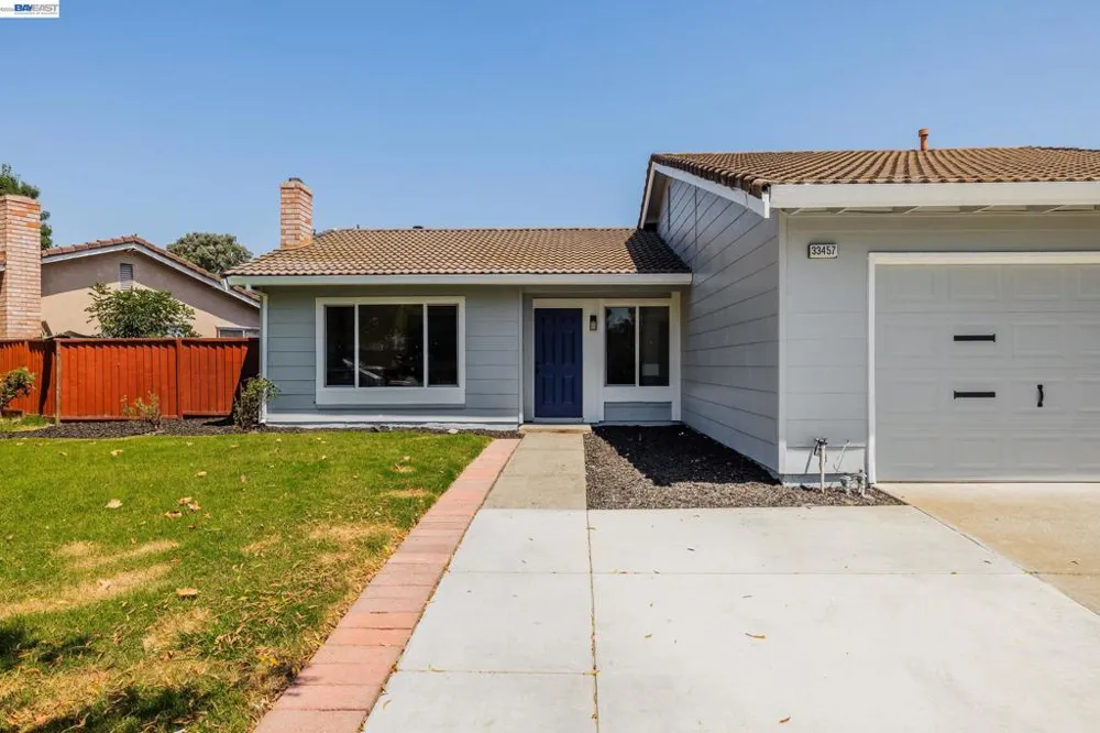 33457 Caliban Dr Fremont, CA 94555