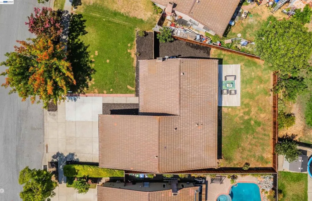 33457 Caliban Dr Fremont, CA 94555