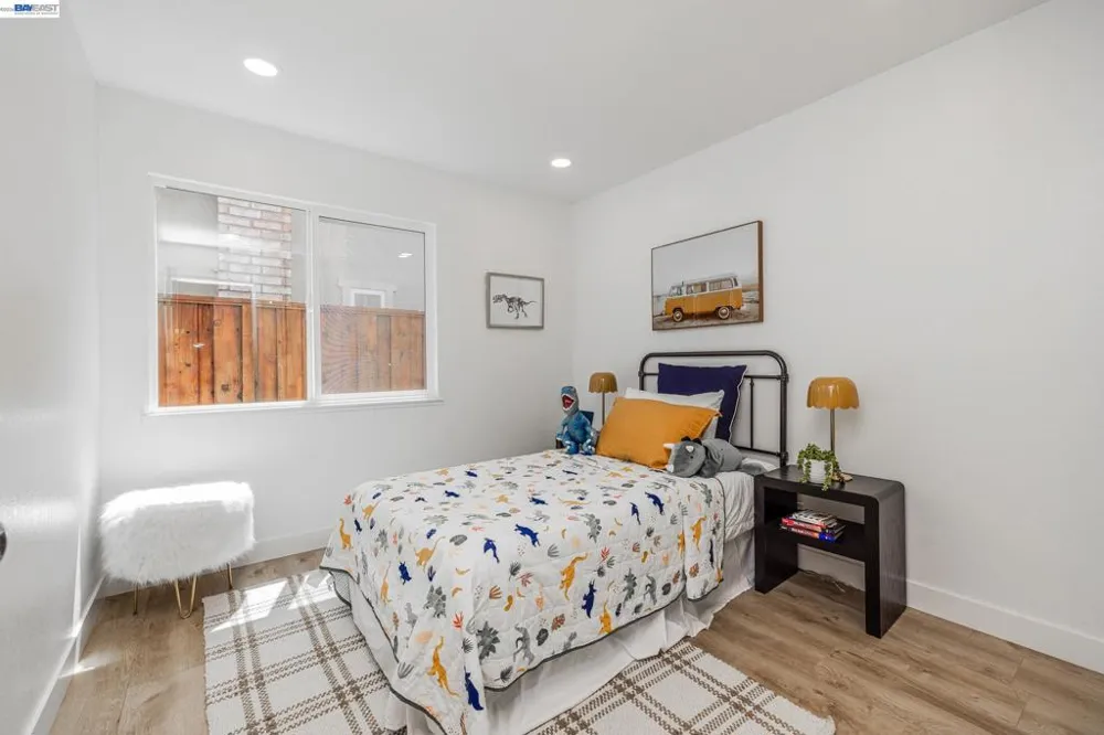 33457 Caliban Dr Fremont, CA 94555