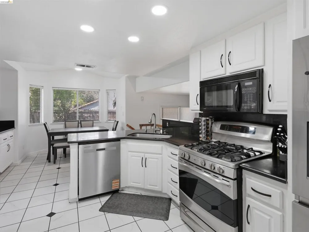 1529 Thistle Court Oakley, CA 94561