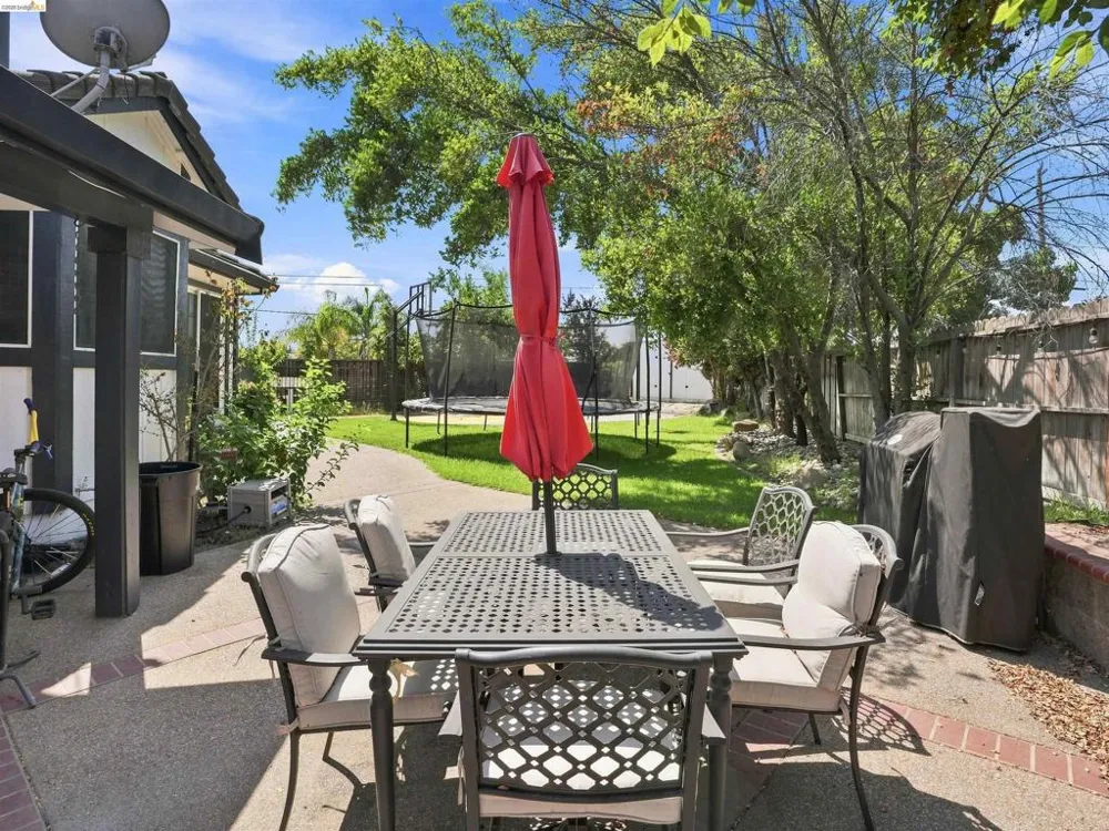1529 Thistle Court Oakley, CA 94561