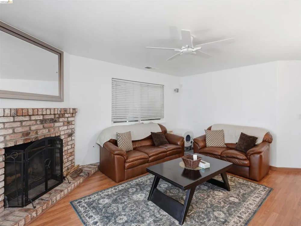 1529 Thistle Court Oakley, CA 94561