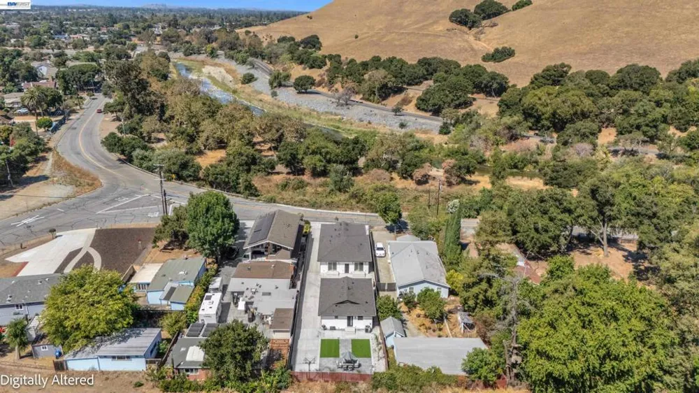 919 Old Canyon Rd Fremont, CA 94536