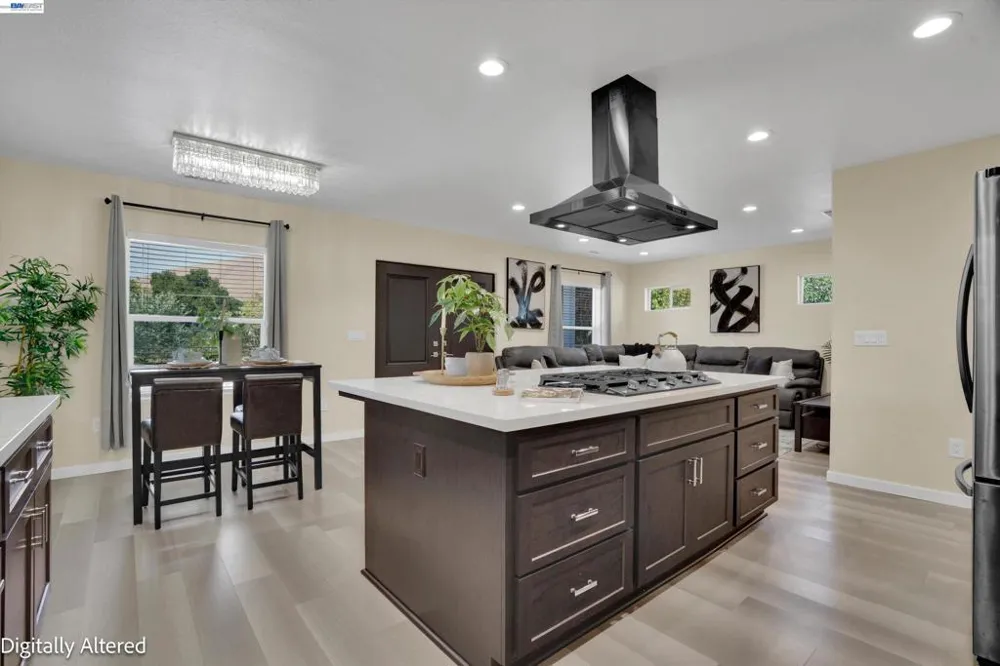 919 Old Canyon Rd Fremont, CA 94536