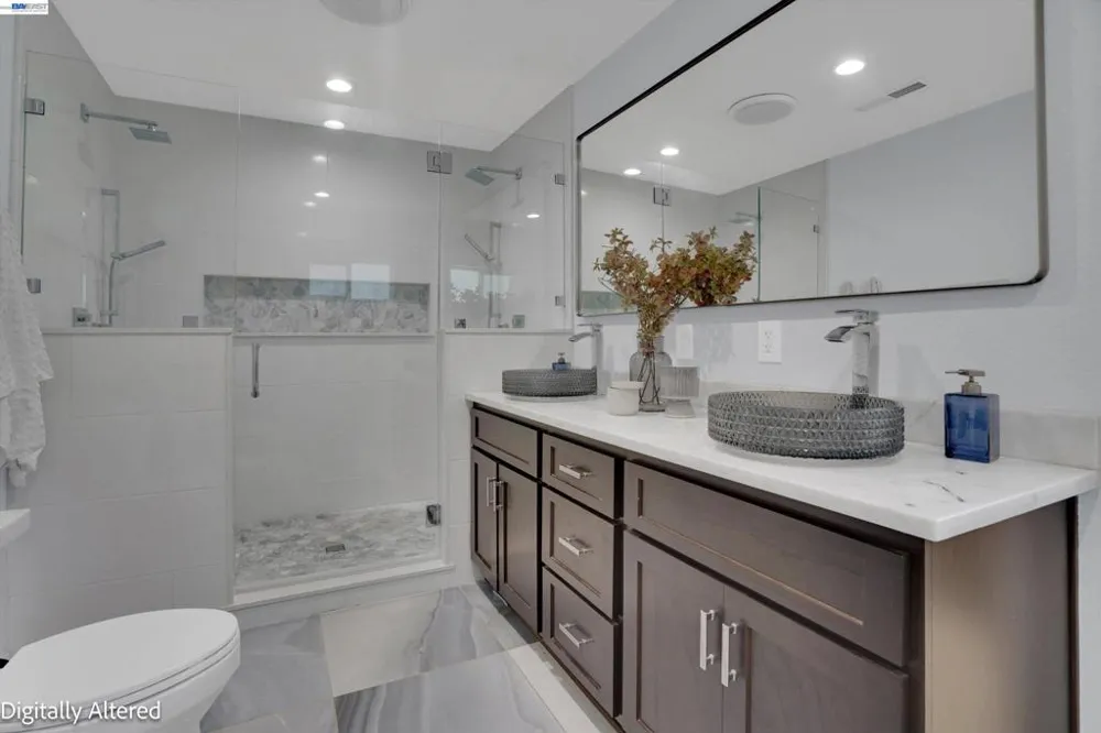 919 Old Canyon Rd Fremont, CA 94536