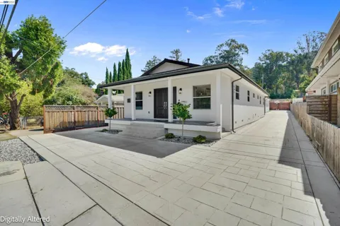 919 Old Canyon Rd