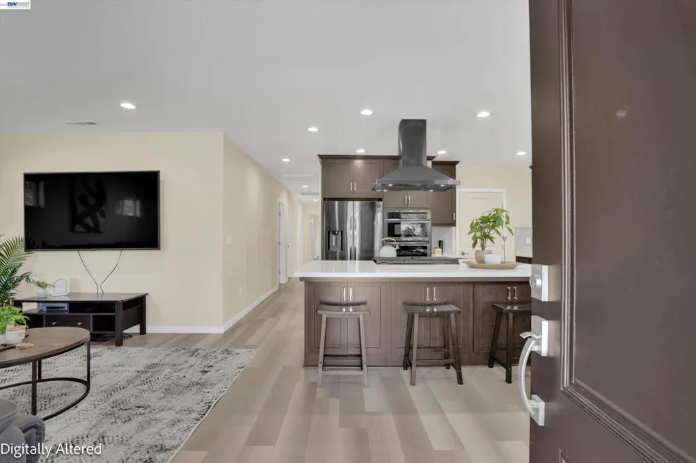 919 Old Canyon Rd Fremont, CA 94536