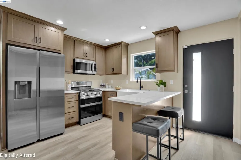 919 Old Canyon Rd Fremont, CA 94536