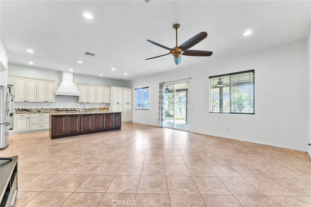 34326 Forest Oaks Yucaipa, CA 92399