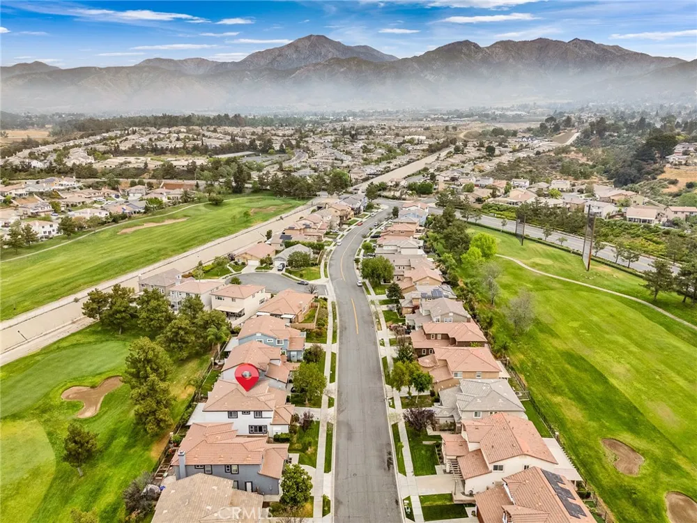 34326 Forest Oaks Yucaipa, CA 92399