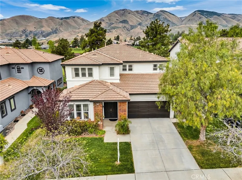 34326 Forest Oaks Yucaipa, CA 92399