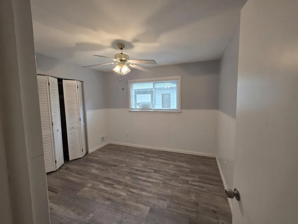 27041 Brettonwoods Street Madison Heights City, MI 48071